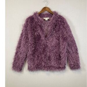 Skyes The Limit Purple Eyelash‎ Knit Fuzzy V-Neck Sweater Womens Medium